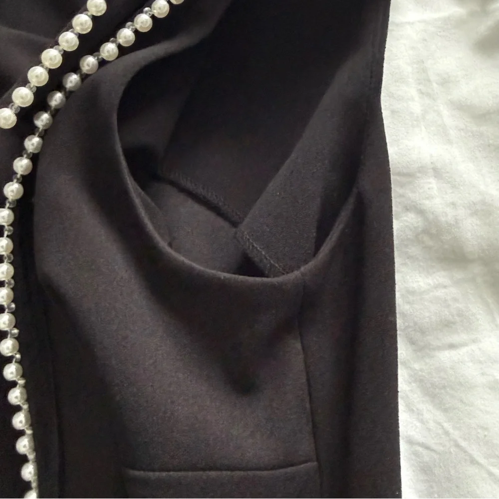 Karl Lagerfeld Paris Black Sleeveless Gown w/ Pearl Trim | Size 4 - Picture 9 of 11